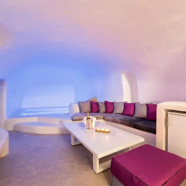 Kampanario Luxury Two-Bedroom Villa with Private Jacuzzi, hotel in Megalokhori