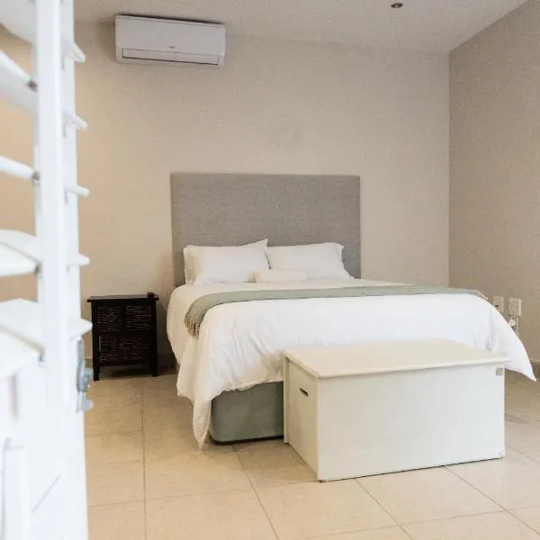 Megs Guesthouse, hotel em Ballito