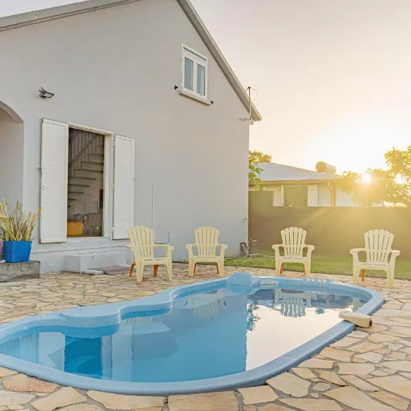 VILLA SANTIBANEZ - Piscine - 8pers - By Sister Home, hotel v destinaci Le Patelin