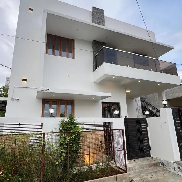 Hexahub Homestay and Hospitality Services, hotel in Tiruchchirāppalli