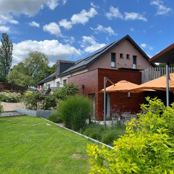 Hostellerie du Peiffeschof, The Originals Relais، فندق في آرلون