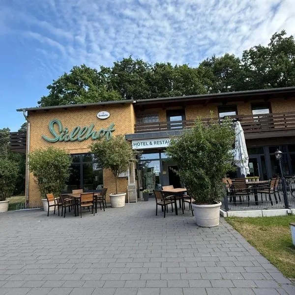 Waldhotel Süllhof، فندق في Steyerberg