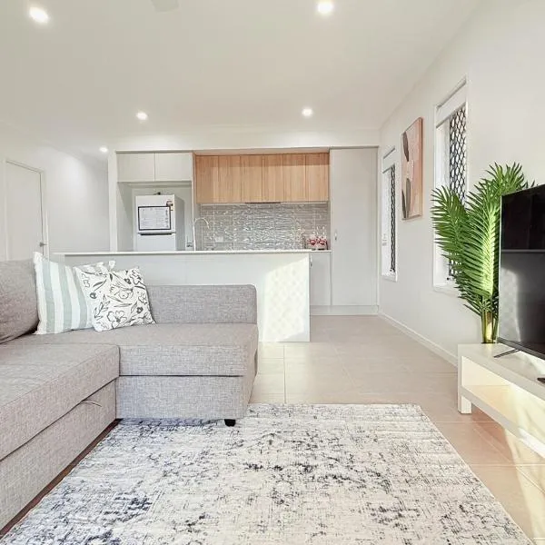 Park Ridge Retreat 4BR 2Bath with Outdoor, hotel i Park Ridge