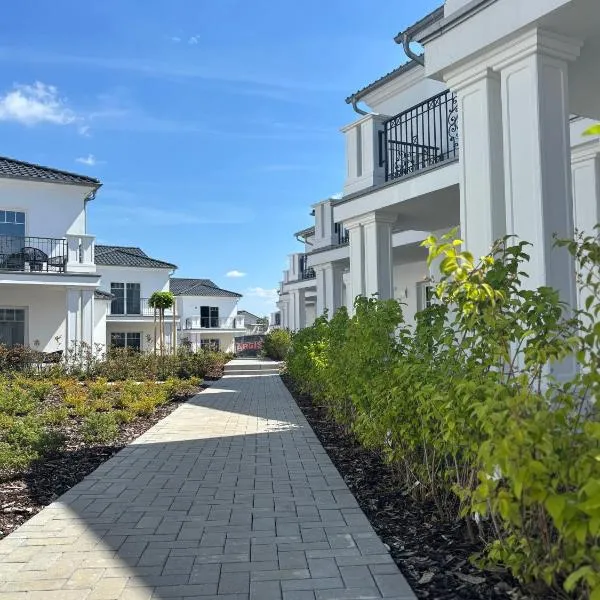 Villaggio Hotel, hotell i Mackenbach