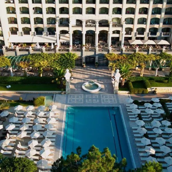 Astor Garden Hotel, hotel em Saints Constantine and Helena