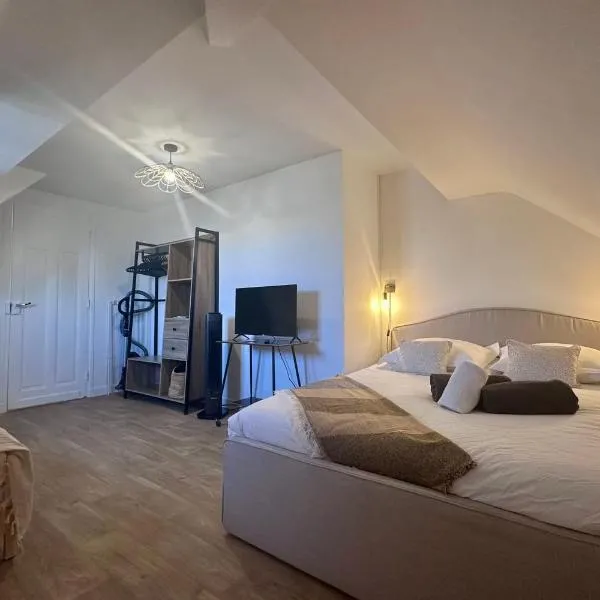Casa Foch #2 - T1 bis - Proche Hyper Centre, hotel a Brive-la-Gaillarde