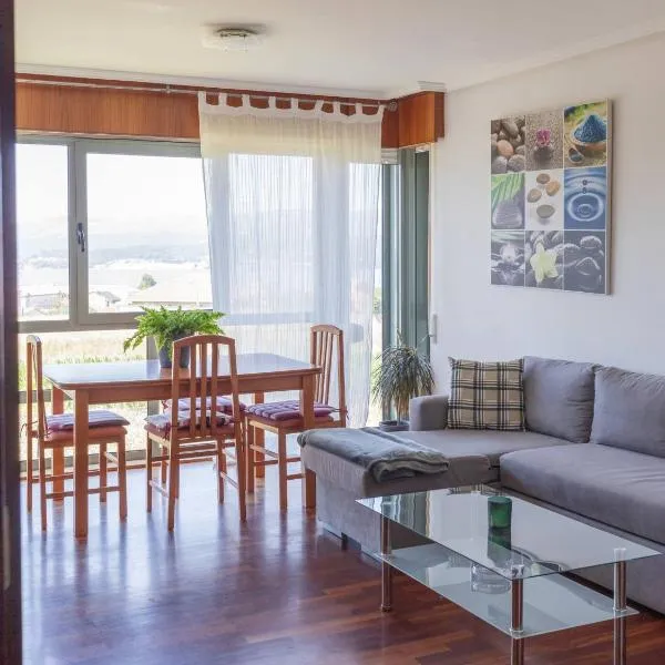 BaruHaus piscina y parking Rianxo x2 โรงแรมในRianjo