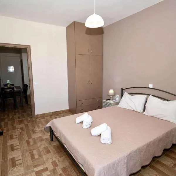 Makris rooms, hotel in Oreoí