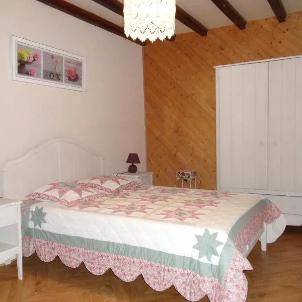 Maison de campagne meublé du tourisme classé 2 étoiles ,jardin, parking, hotell sihtkohas Villeneuve-de-Marc
