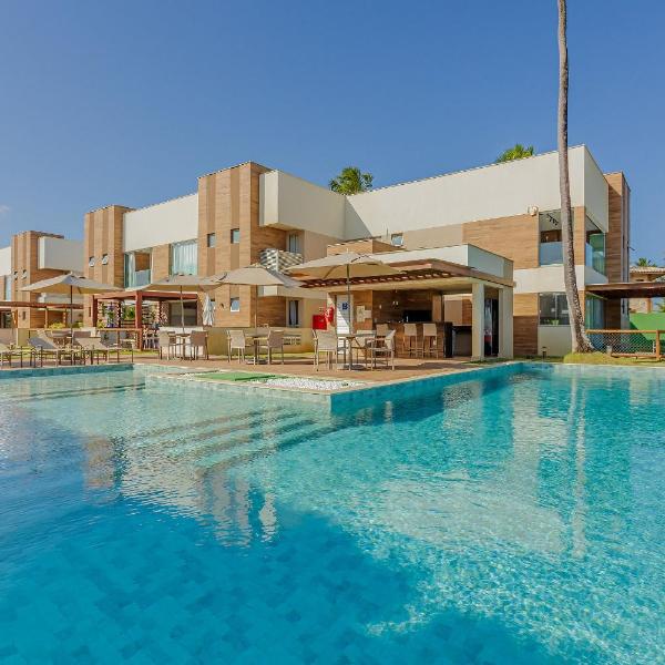IT108 Excelente Apartamento Pé na Areia
