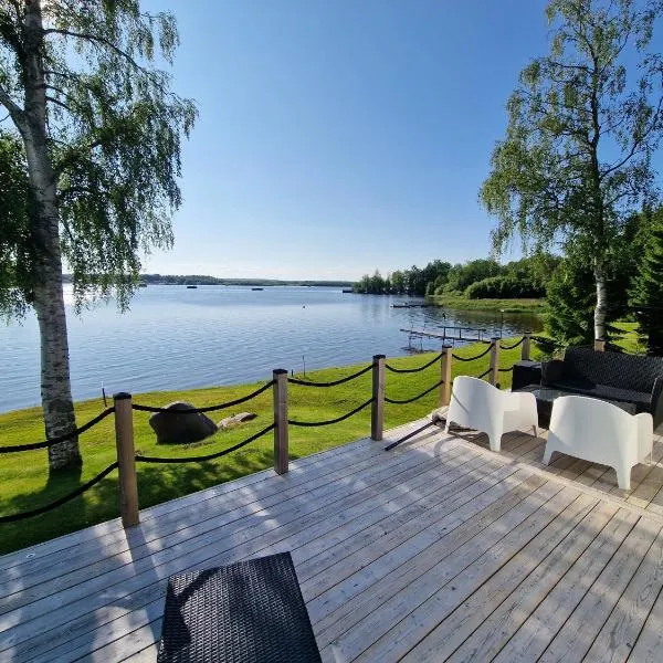 River house, hotel in Bergsboda