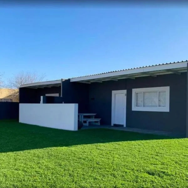 Noordoewer Self Catering Chalets, hotel in Noordoewer