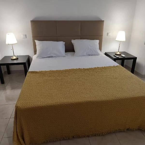 Simply House, hotel in Faro