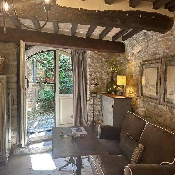 Nido di Gufi, hotel in Todi