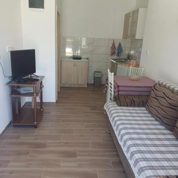 Antovski Apartmani, hotel in Špilje