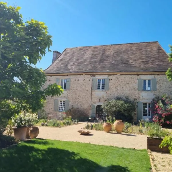 Les Oiseaux de Paradis，Lacropte的飯店