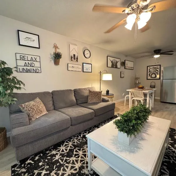 1 DT Dallas l FIFA READY l Staycation 1Bd1Ba, hotel v destinaci Dallas