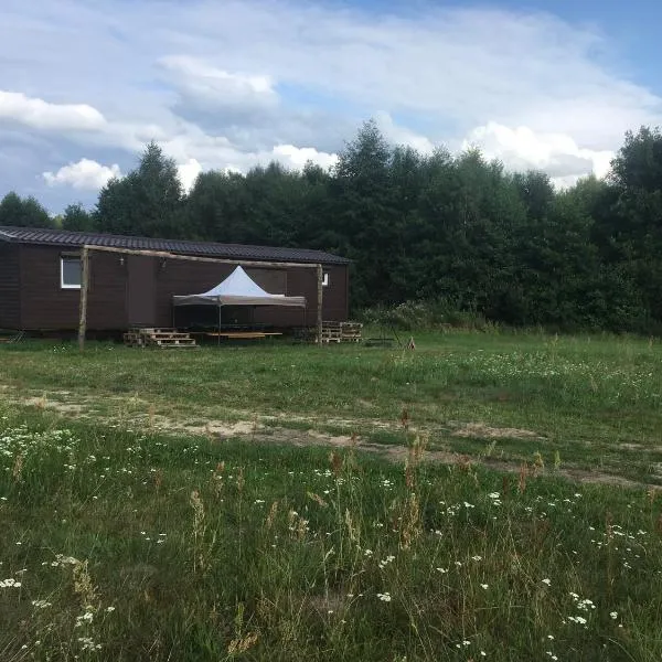 Domek na łące, hotel in Kropiwnica Gajki