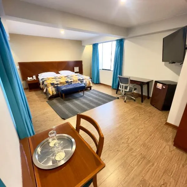 Hotel Esencia Suites, hotel v destinaci Lima