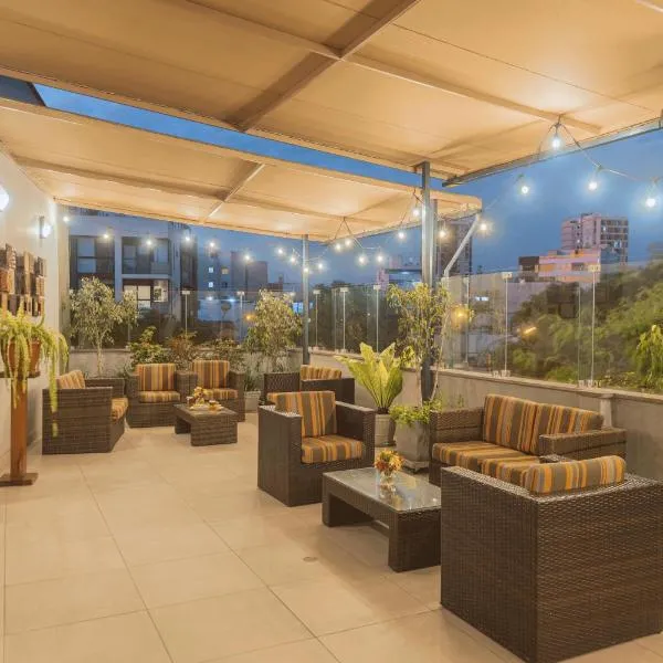 Girasoles Hotel, hotel di Lima
