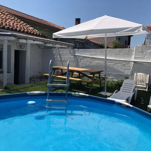 Alojamiento Costa Quebrada, hotel i Soto de la Marina