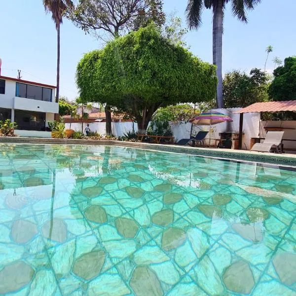 Finca Taino. Hermosa casa con alberca, hotell sihtkohas Jiutepec