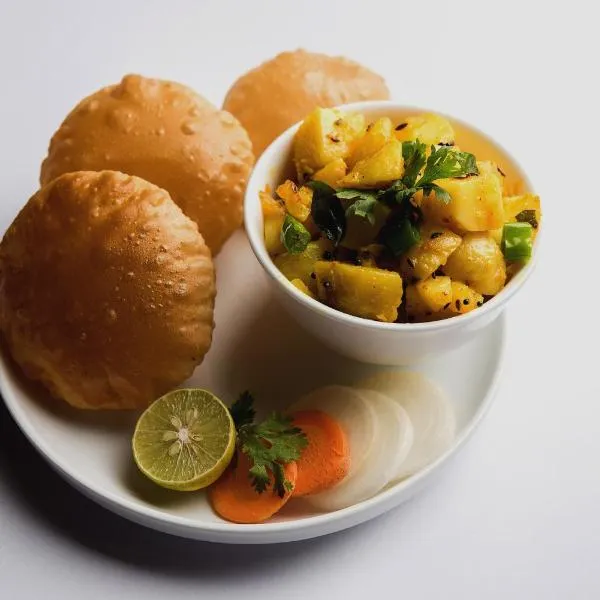 Super Hotel O Ramavarapadu Near PVR Icon, hotel in Vijayawada