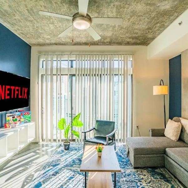 Adorable 1BD - Central Downtown - Gym, Pool, Parking, hotel in Phoenix