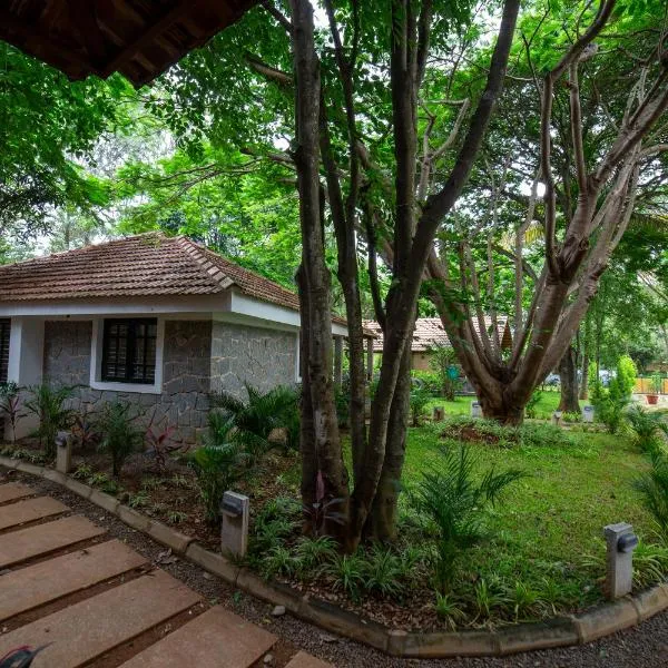 Aranyeh People Tree Resort, hotel in Bengaluru