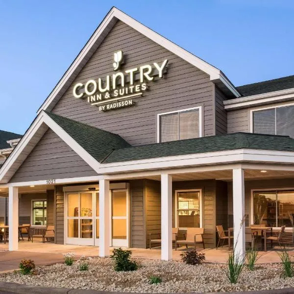 Country Inn & Suites by Radisson, Chippewa Falls, WI, hotel v destinaci Chippewa Falls