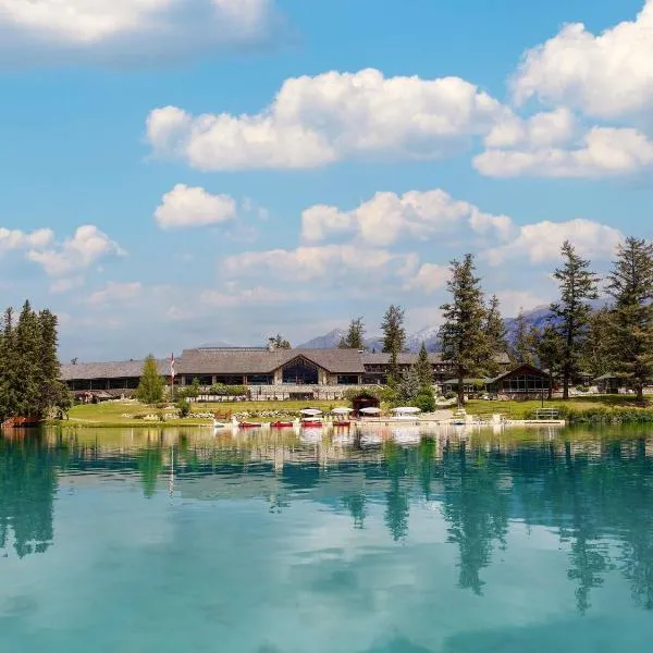 Fairmont Jasper Park Lodge, hotel v destinaci Jasper