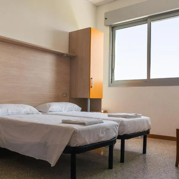 Rooms Casa Celeste sul Mare, hotel a Cesenatico