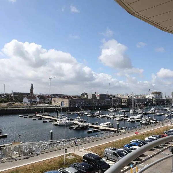 Harbour View Stay - Stylish apartment with stunning views in the marina of Zeebrugge, hotel v destinaci Zeebrugge