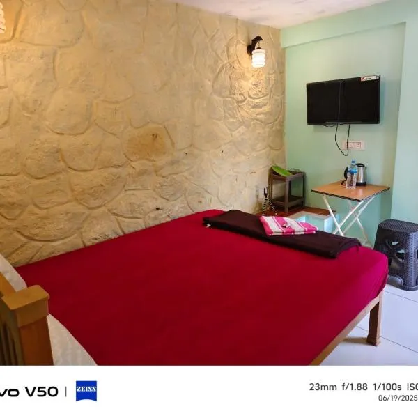 CLOUD HUG'S COUPLES STAY Rooms Vagamon, hotel in Vagamon