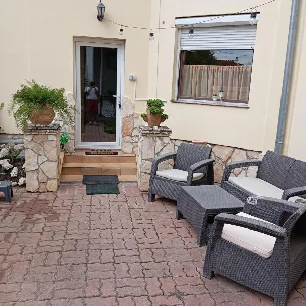 Amicii apartman, hotel en Makó