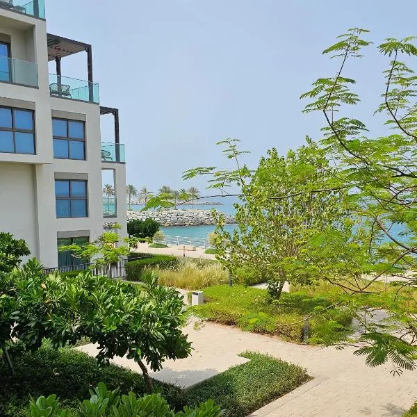 Shaqa at Address Beach Residence - Fuj, hotel in Fujairah