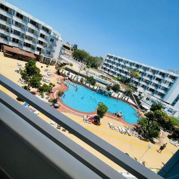 La Perla Holiday Apartment Golf del Sur, hotel u gradu San Migel de Abona