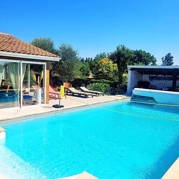 Chambre Vigne, piscine spa fitness, hotel v destinaci Lugon et l’Ile du Carney
