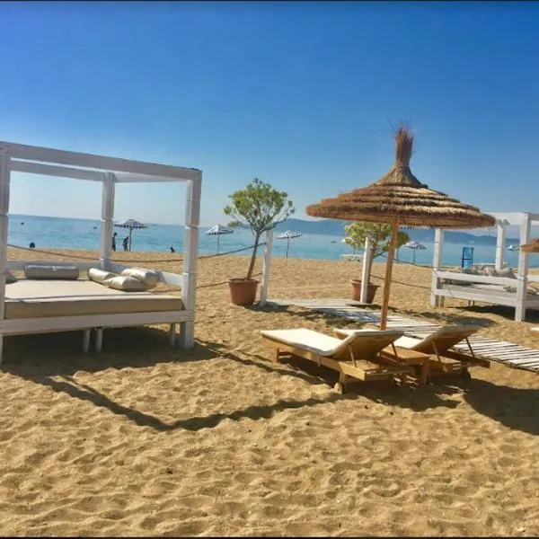 Appartement à deux pas de la Mer avec Vue Imprenable sur l'Océan et Jardin Paysager, hotel a Marina Smir