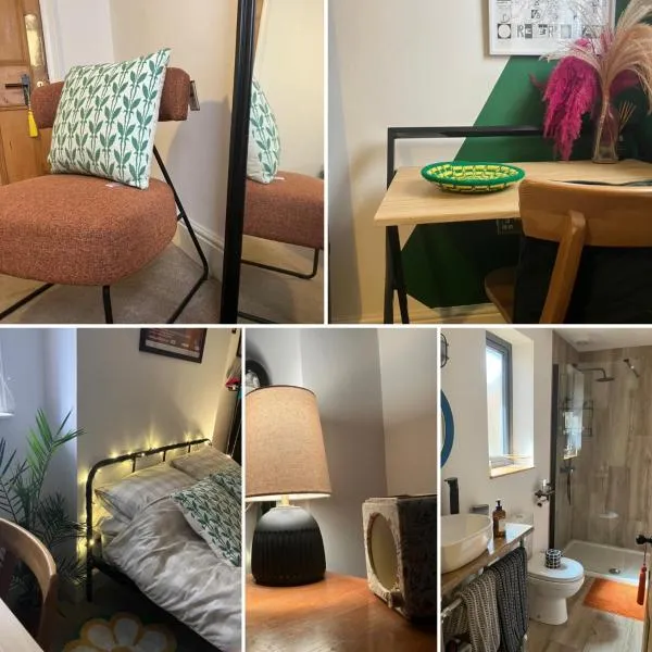 Ensuite Victorian double, excellent transport links to Bham, hotel v Birminghamu