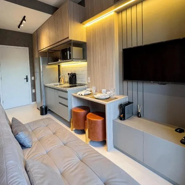Cozy and complete studio - Brooklin SP, hotel in Sao Paulo
