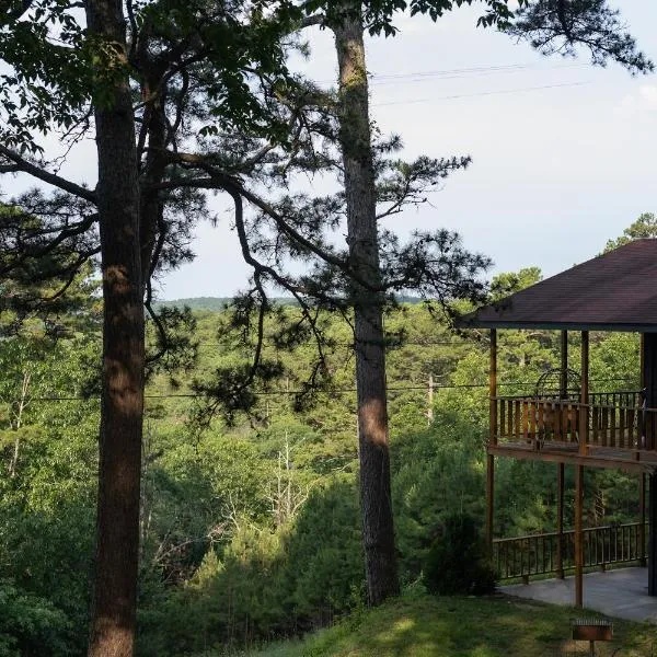 The Woodsman Lodge, viešbutis mieste Jurika Springsas