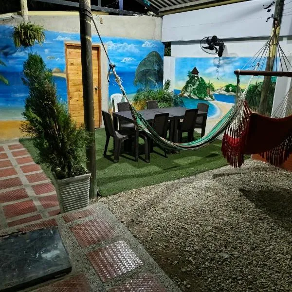 Casa alojamiento las acacias, hotel em Santa Marta