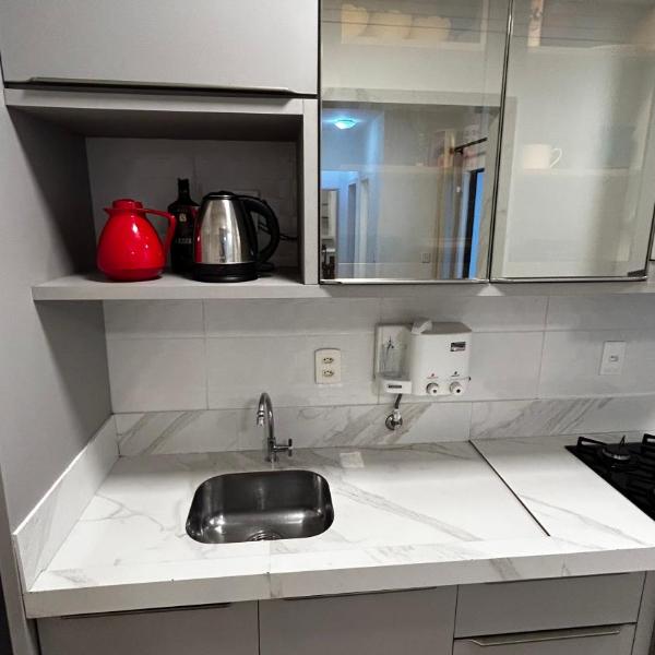 Apartamento à 100 metros do mar - Meia Praia - Foto 3