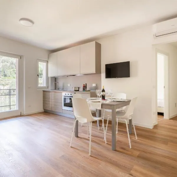 GARDA LIVING APARTMENTS Torbole 2, hotel en Nago-Torbole