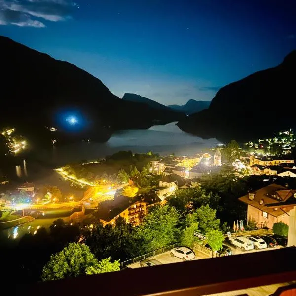 Hotel Aurora, hotel sa Molveno