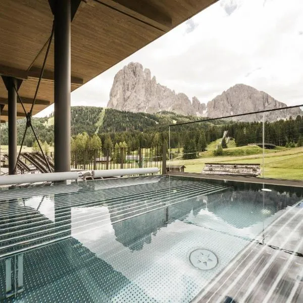 Cendevaves Alpine Silence, hotel di Santa Cristina in Val Gardena