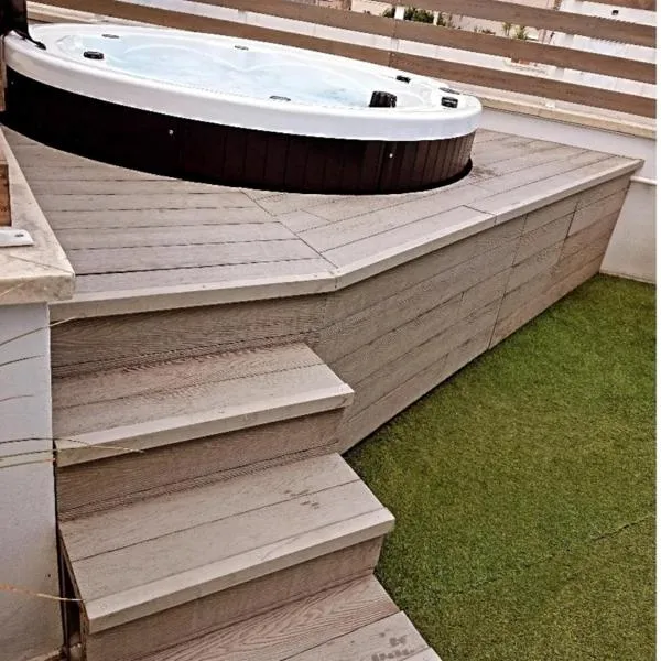 Il Panoramico - Terrazza e Jacuzzi, hotel em Neviano