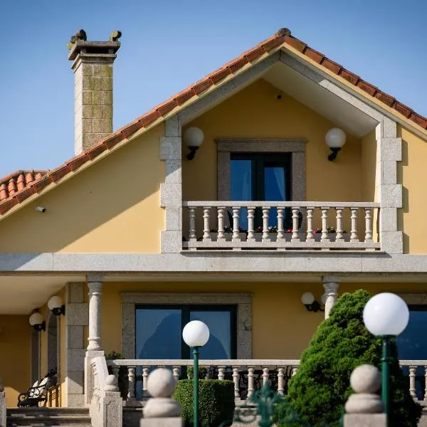 Villa Pérez Rey, hotel in Dumbría