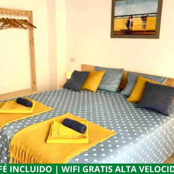 Alzira bonita Loft C junto plaza mayor, Les Muralles, hotel v destinaci Alzira